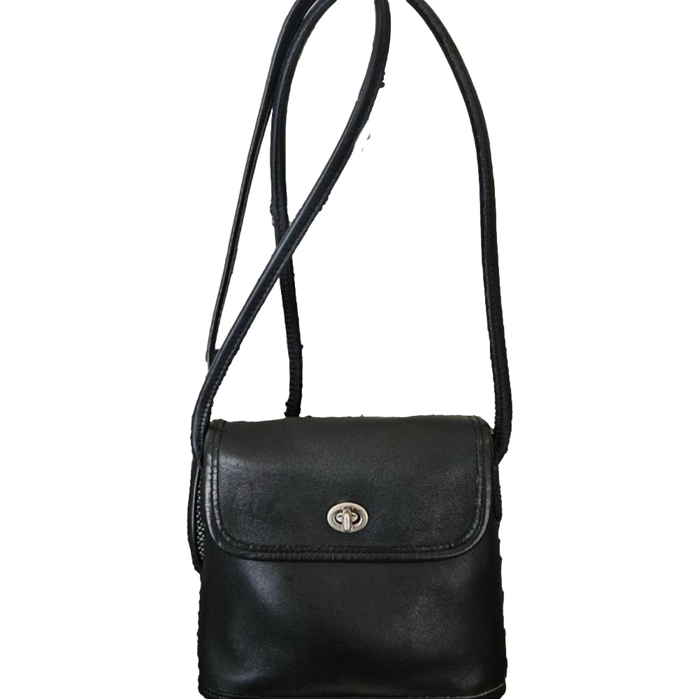 😊SOLD😊 Coach Vintage Tango Flap Black Leather with Nickel Hardware - Picture 3 of 13